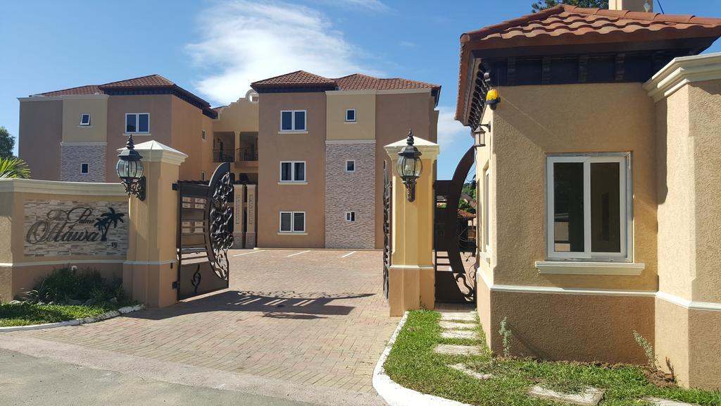 Apt 12, Executive Suites Ja - Palms Enfield Екстериор снимка